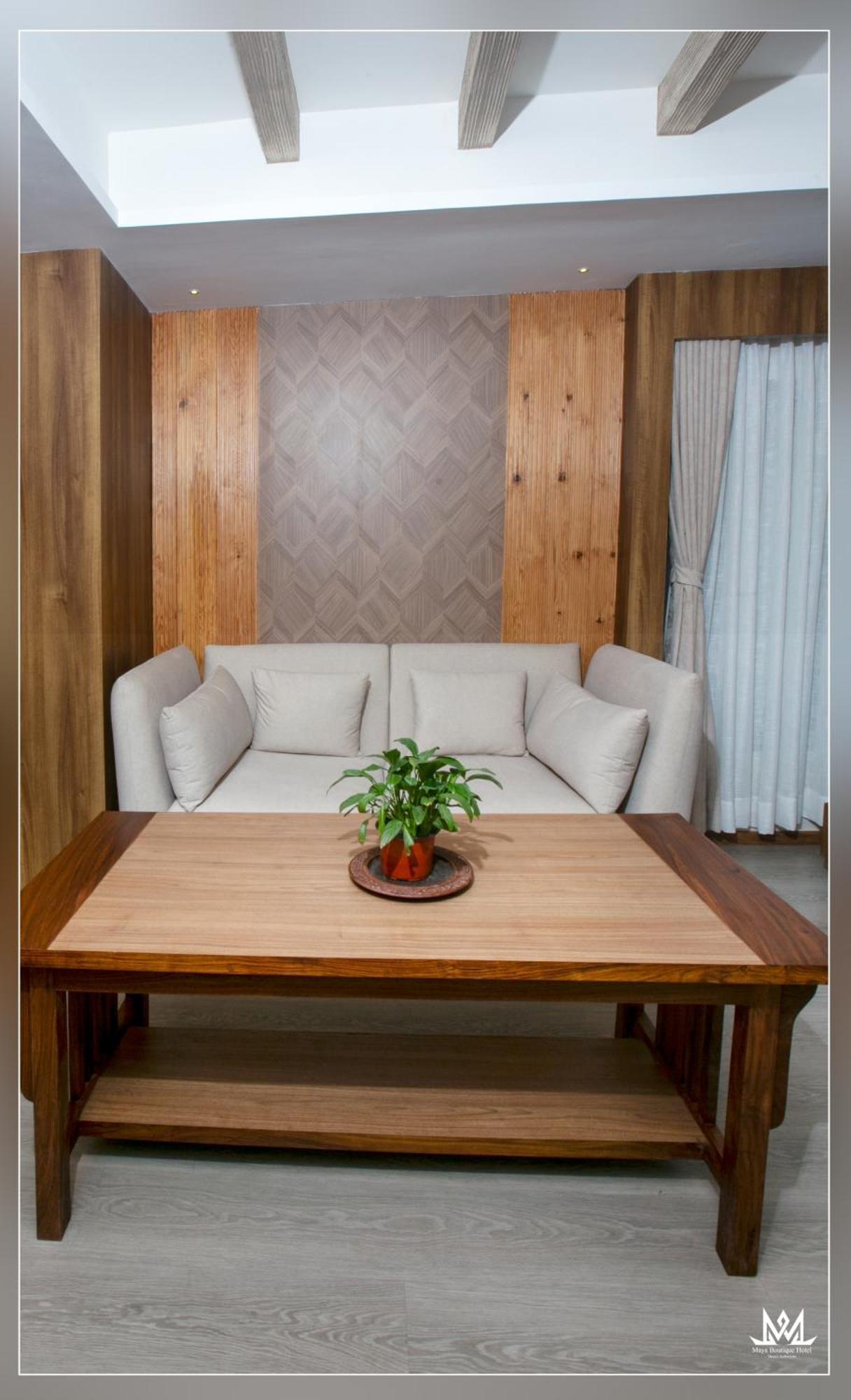 Hotel Maya Boutique & Apartment カトマンズ エクステリア 写真
