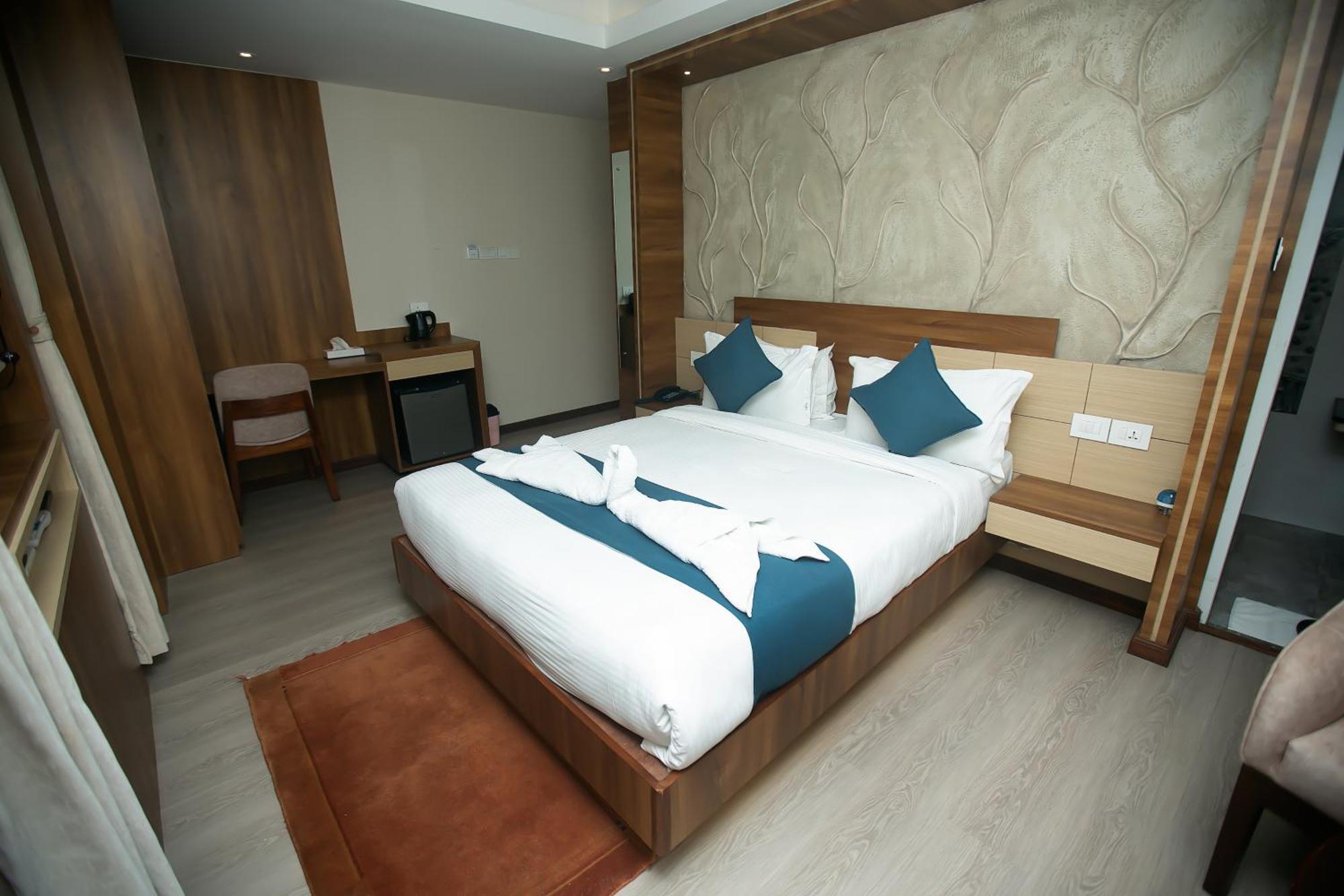 Hotel Maya Boutique & Apartment カトマンズ エクステリア 写真