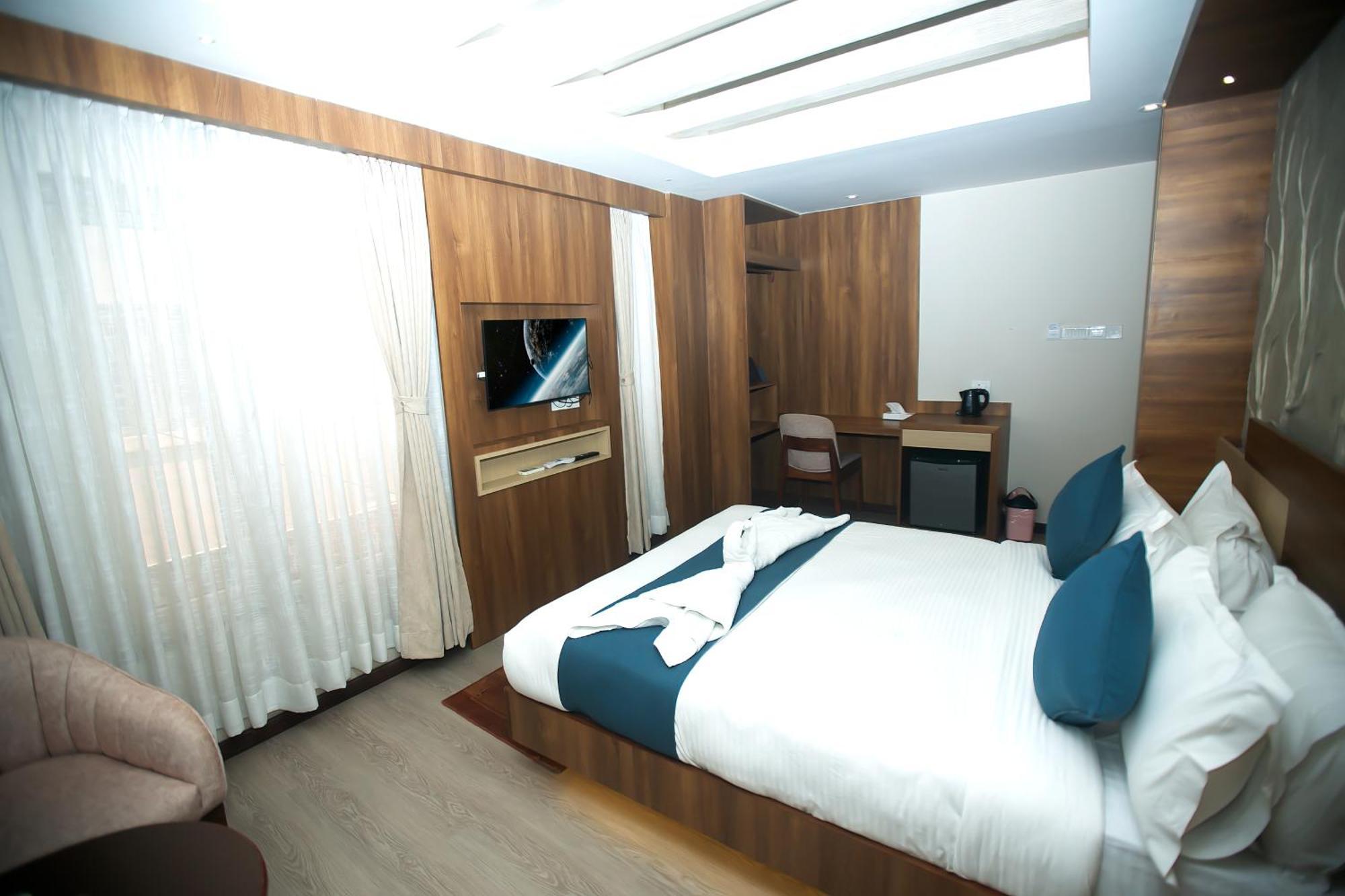 Hotel Maya Boutique & Apartment カトマンズ エクステリア 写真