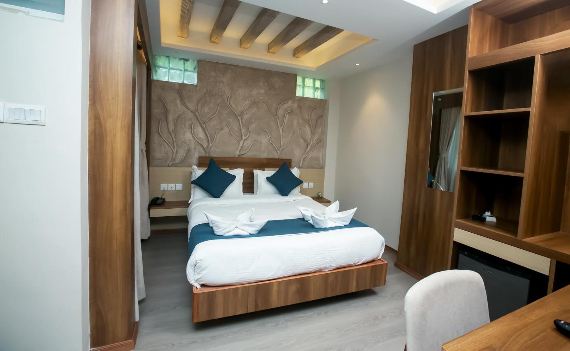 Hotel Maya Boutique & Apartment カトマンズ エクステリア 写真