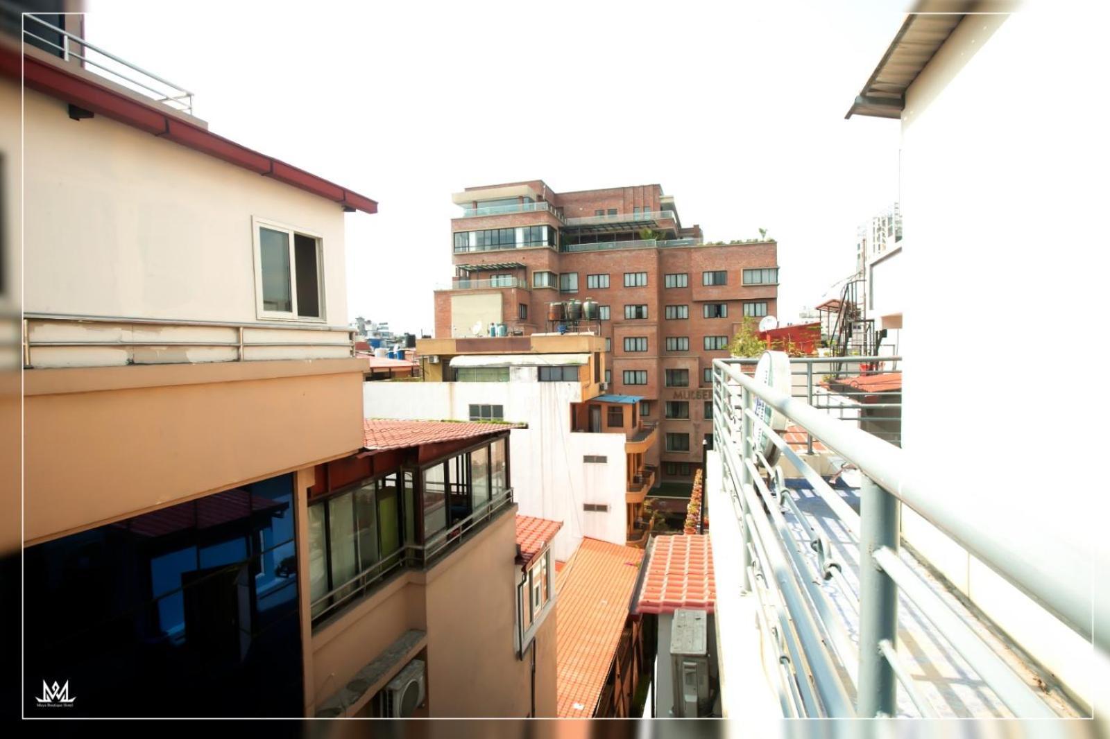 Hotel Maya Boutique & Apartment カトマンズ エクステリア 写真
